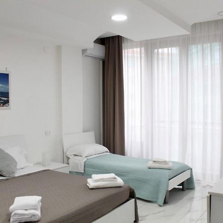 B&B Central Rooms 137 Neapol Zewnętrze zdjęcie