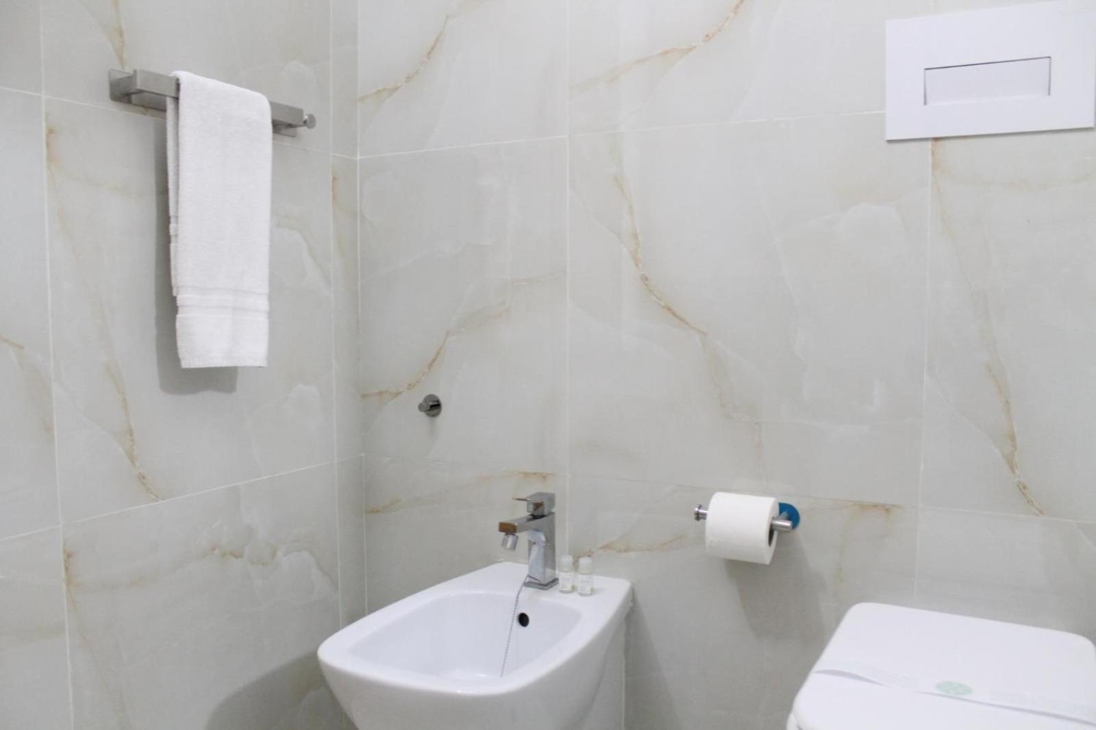 B&B Central Rooms 137 Neapol Zewnętrze zdjęcie